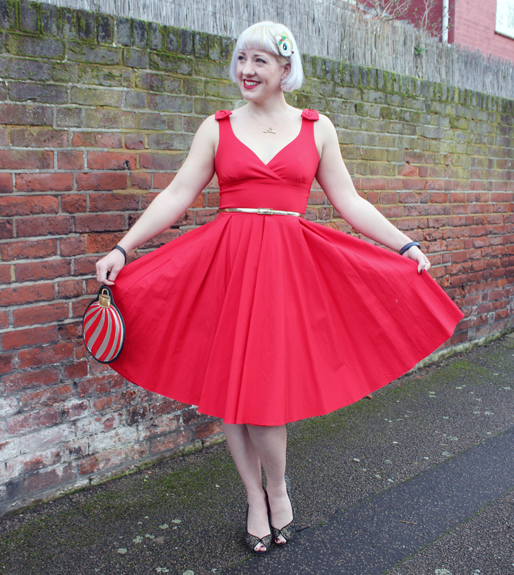 12 Days of Christmas Outfits: Day Six - The Christmas Accessories ...